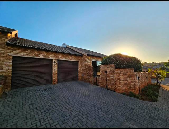 2 BEDROOM PROPERTY TO RENT IN WELTEVREDEN PARK